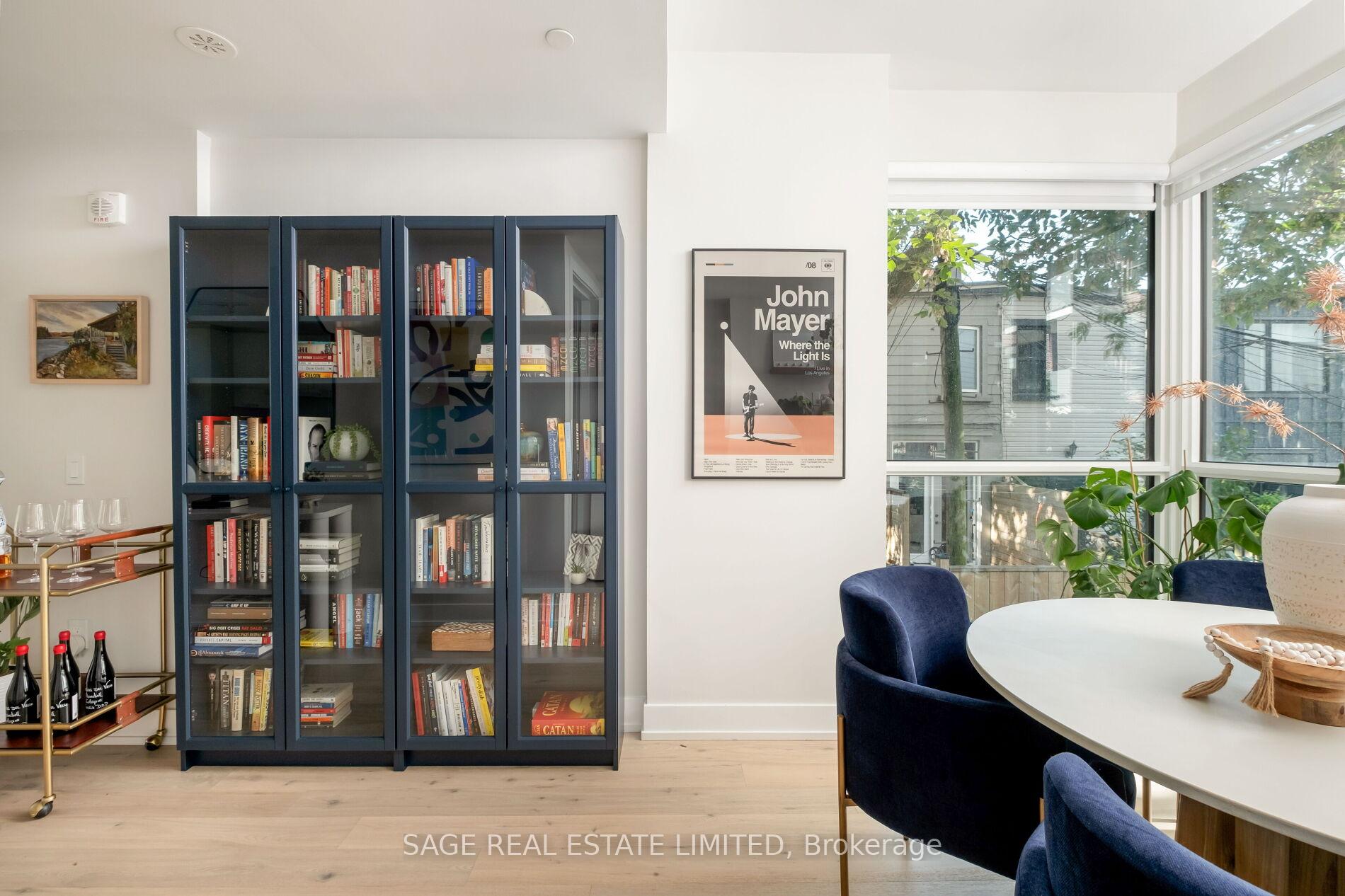 1331 Queen Street E Th01, Toronto Unit: Th01