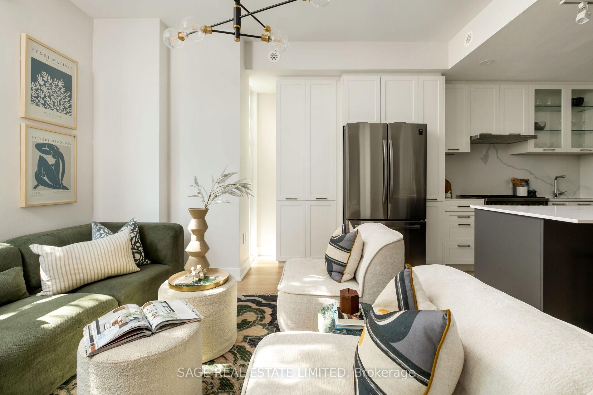 1331 Queen Street E Th01, Toronto Unit: Th01
