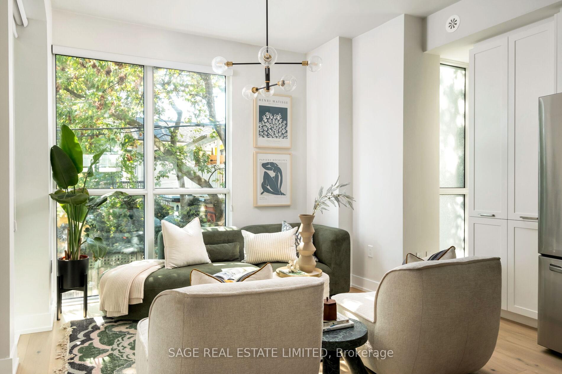 1331 Queen Street E Th01, Toronto Unit: Th01
