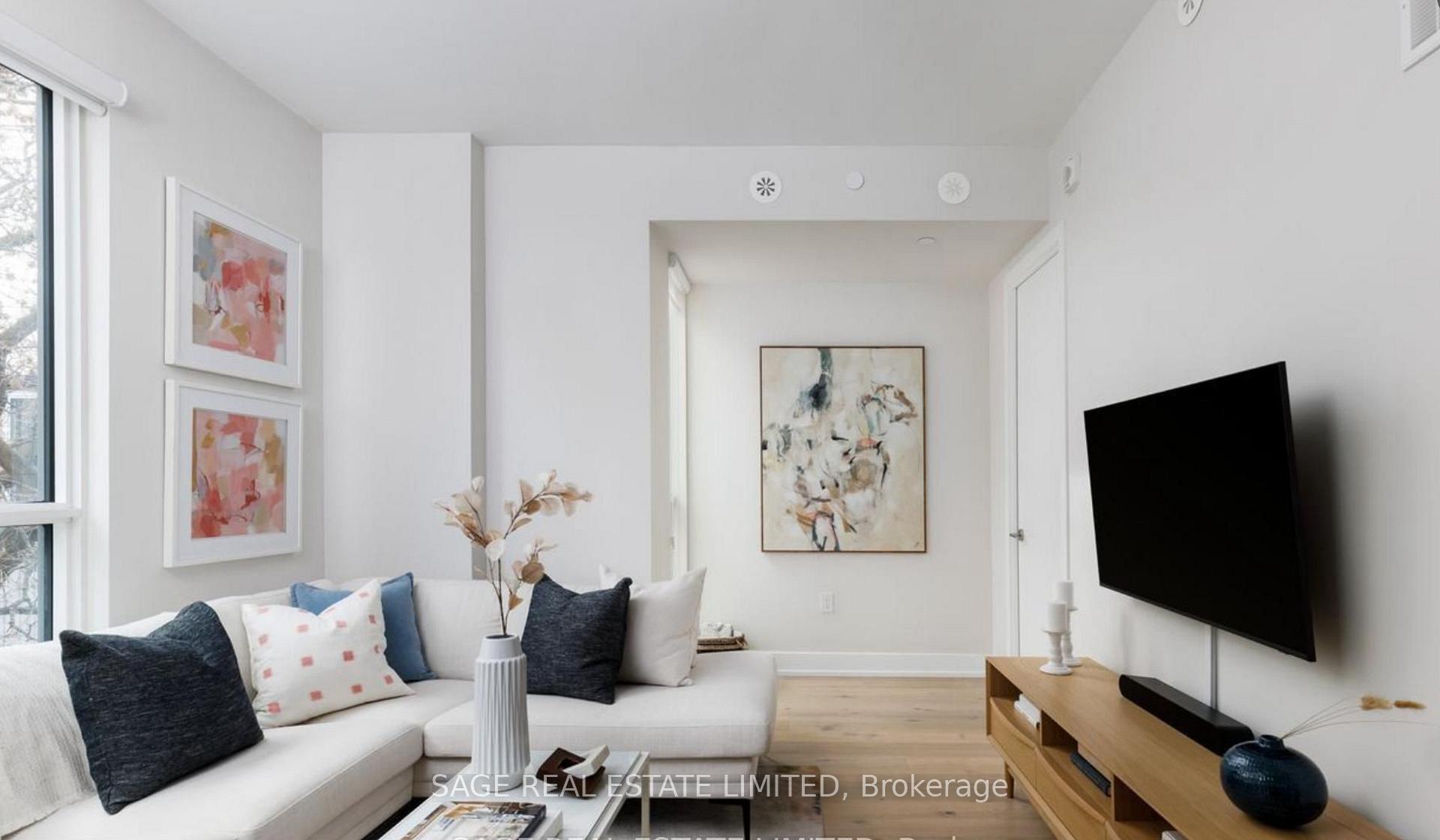 1331 Queen Street E Th01, Toronto Unit: Th01
