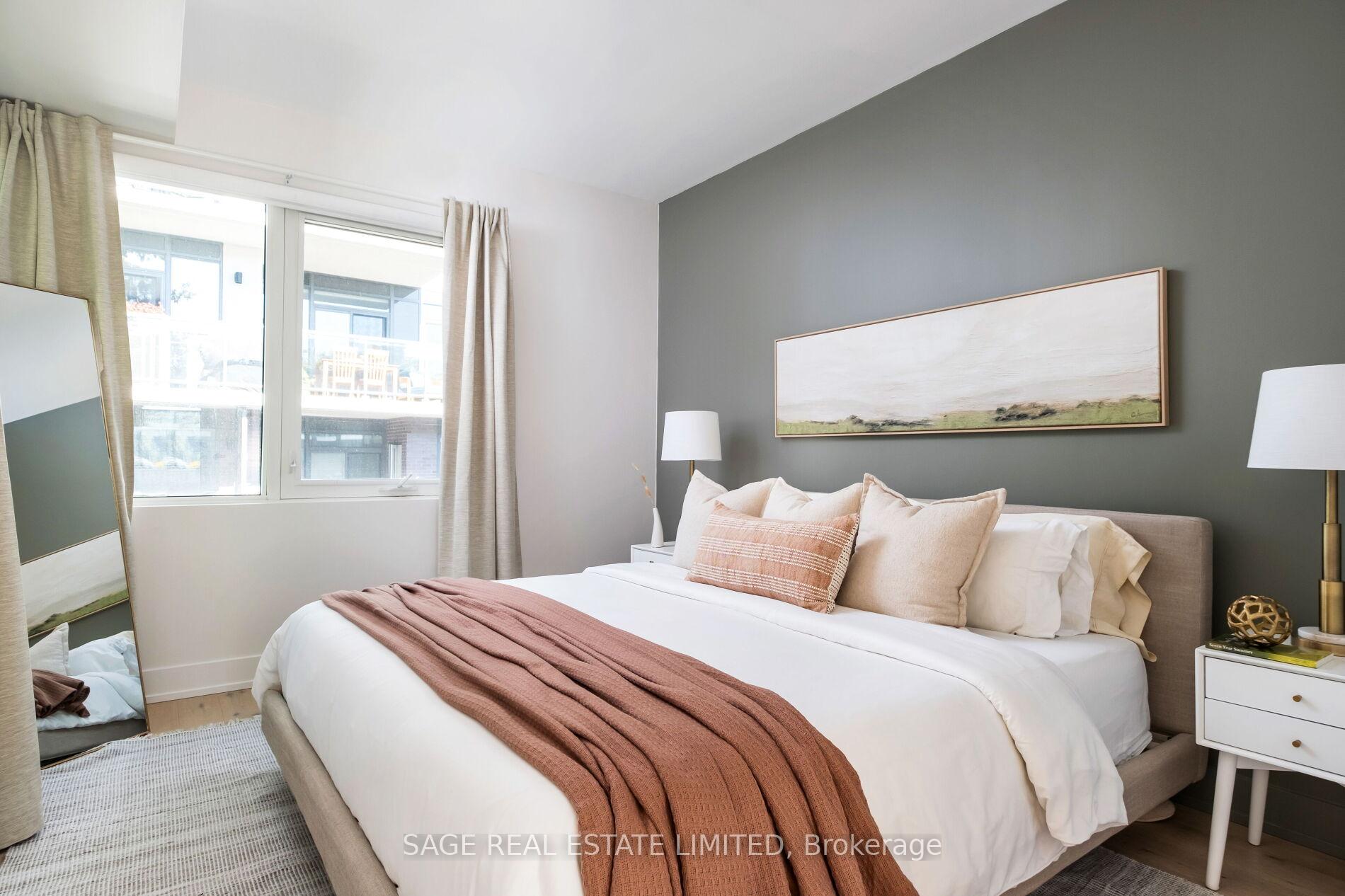1331 Queen Street E Th01, Toronto Unit: Th01