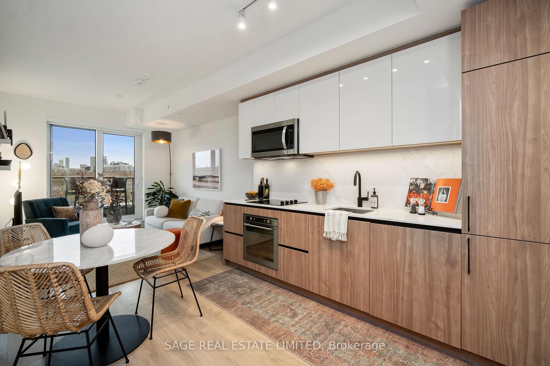 150 Logan Avenue 606, Toronto Unit: 606