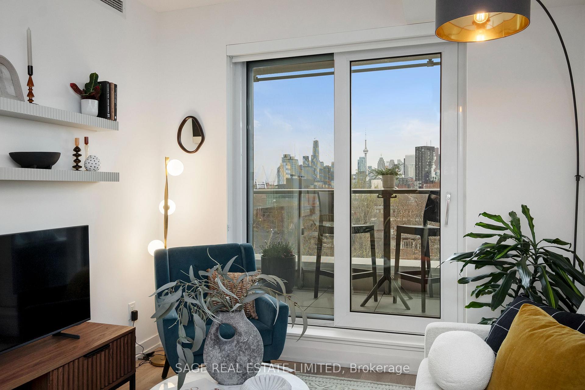 150 Logan Avenue 606, Toronto Unit: 606