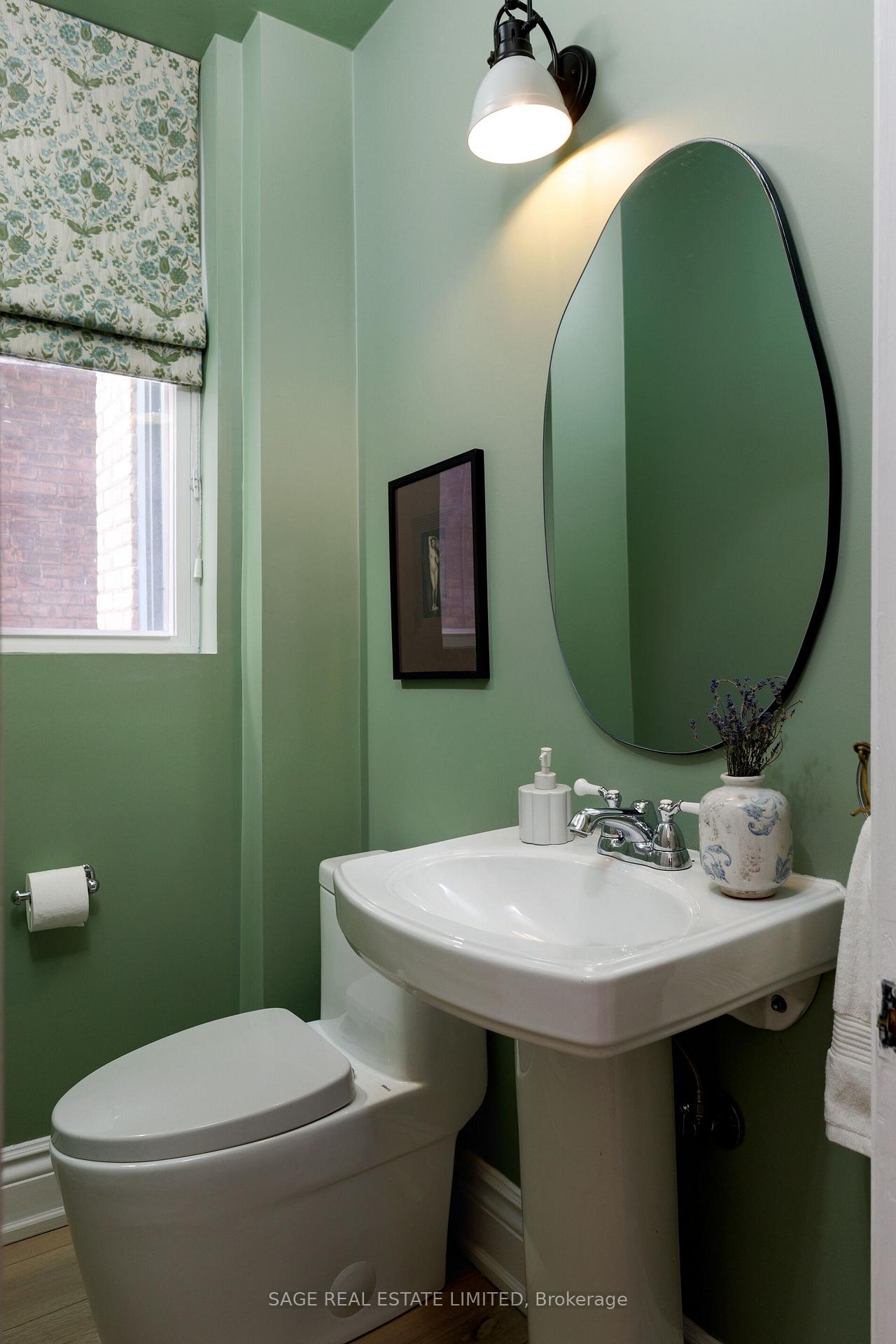 97 Marion Street, Toronto W01, ON M6R 1E6, Toronto W01 ON, M6R 1E6