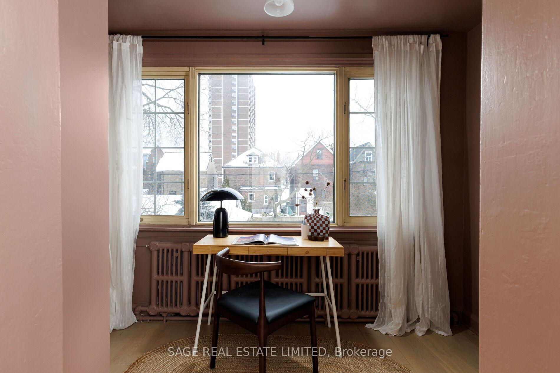 97 Marion Street, Toronto W01, ON M6R 1E6, Toronto W01 ON, M6R 1E6