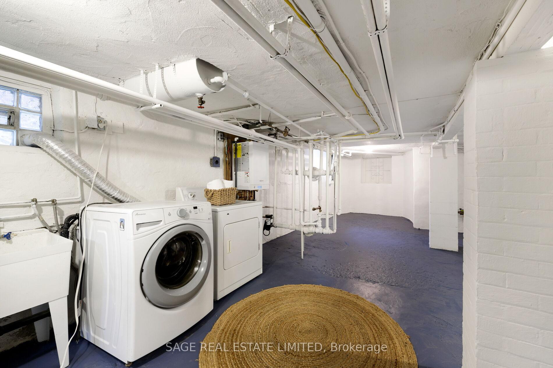 97 Marion Street, Toronto W01, ON M6R 1E6, Toronto W01 ON, M6R 1E6