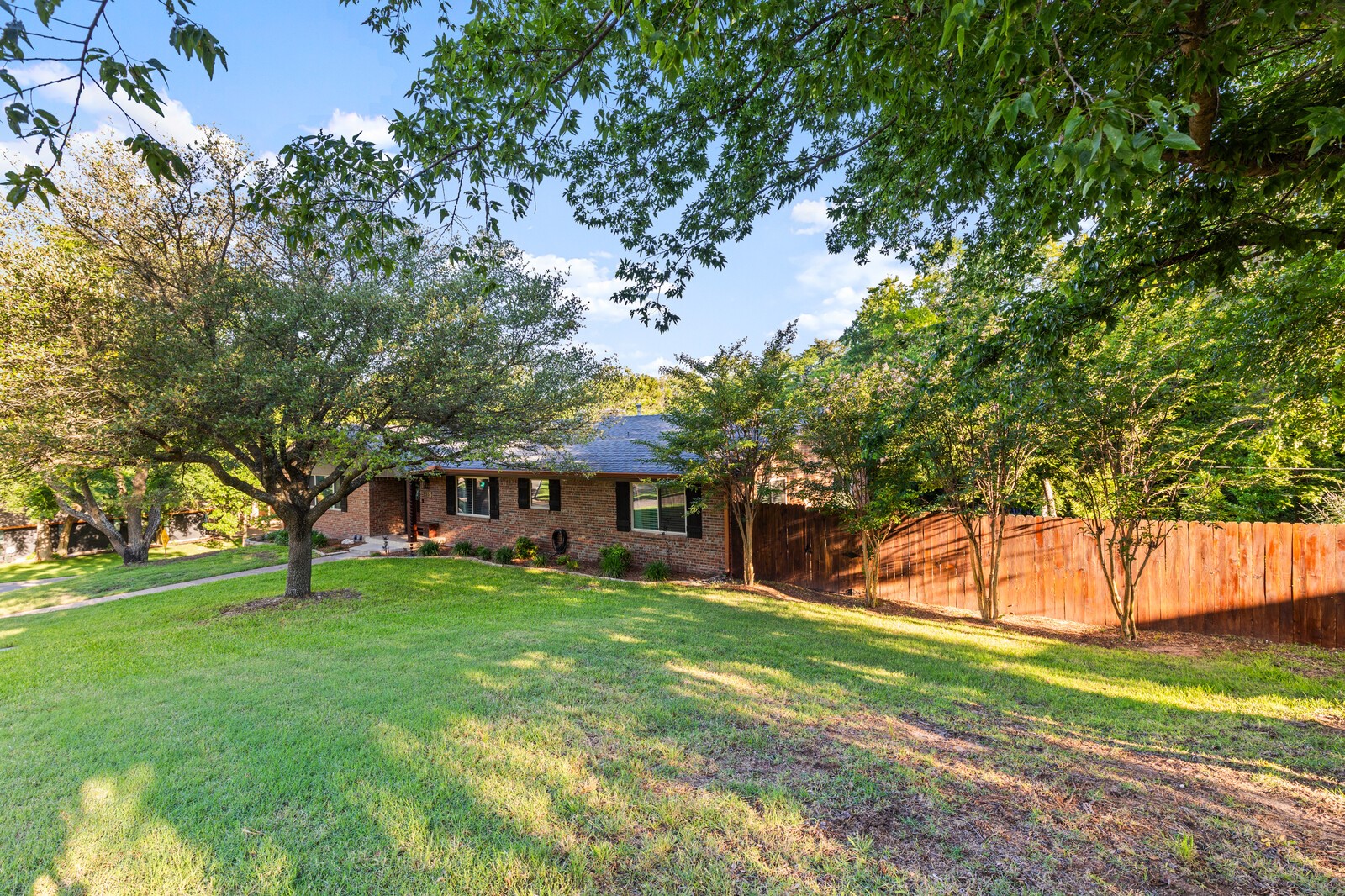 9337 Hill Lane