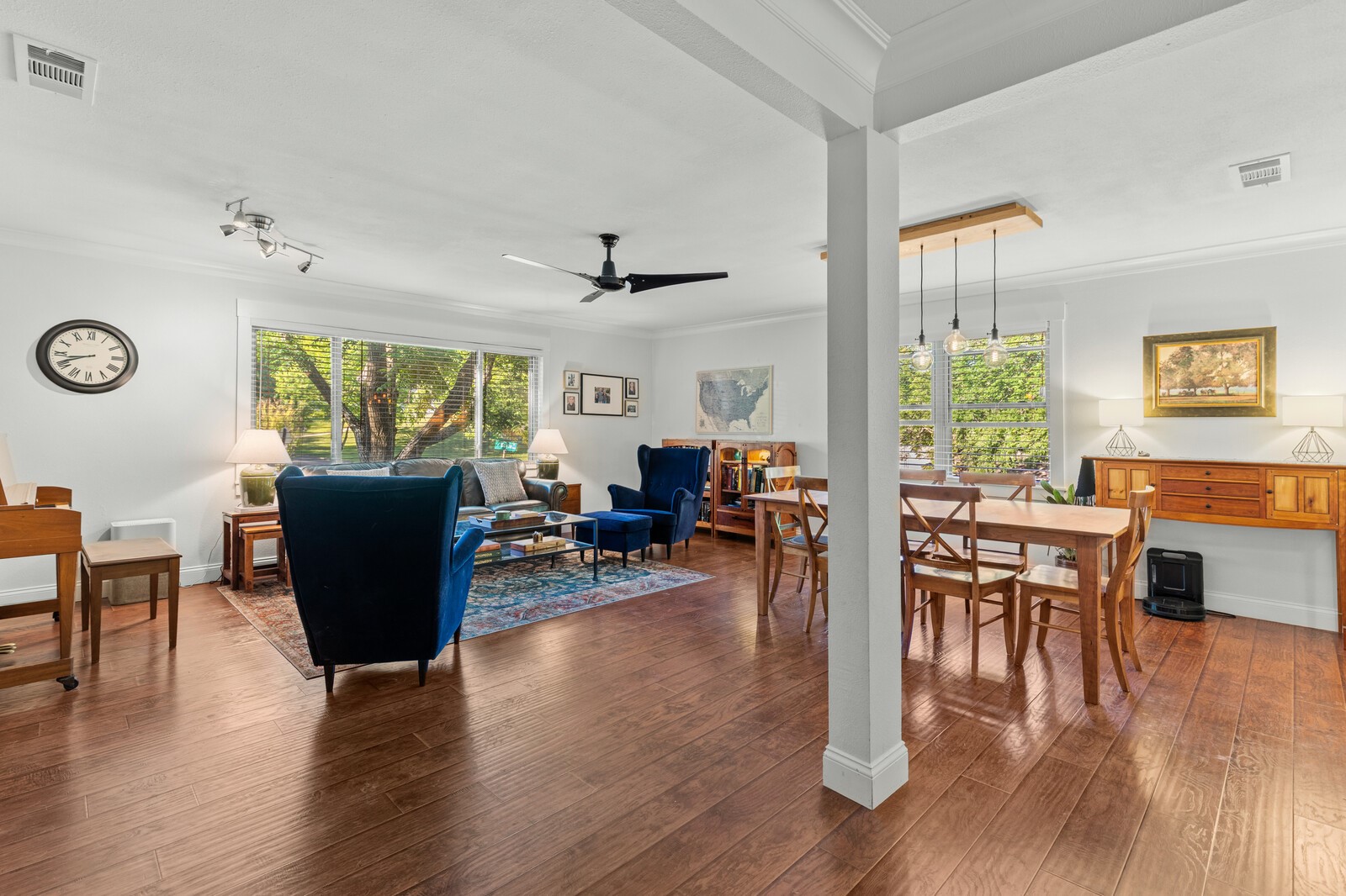 9337 Hill Lane