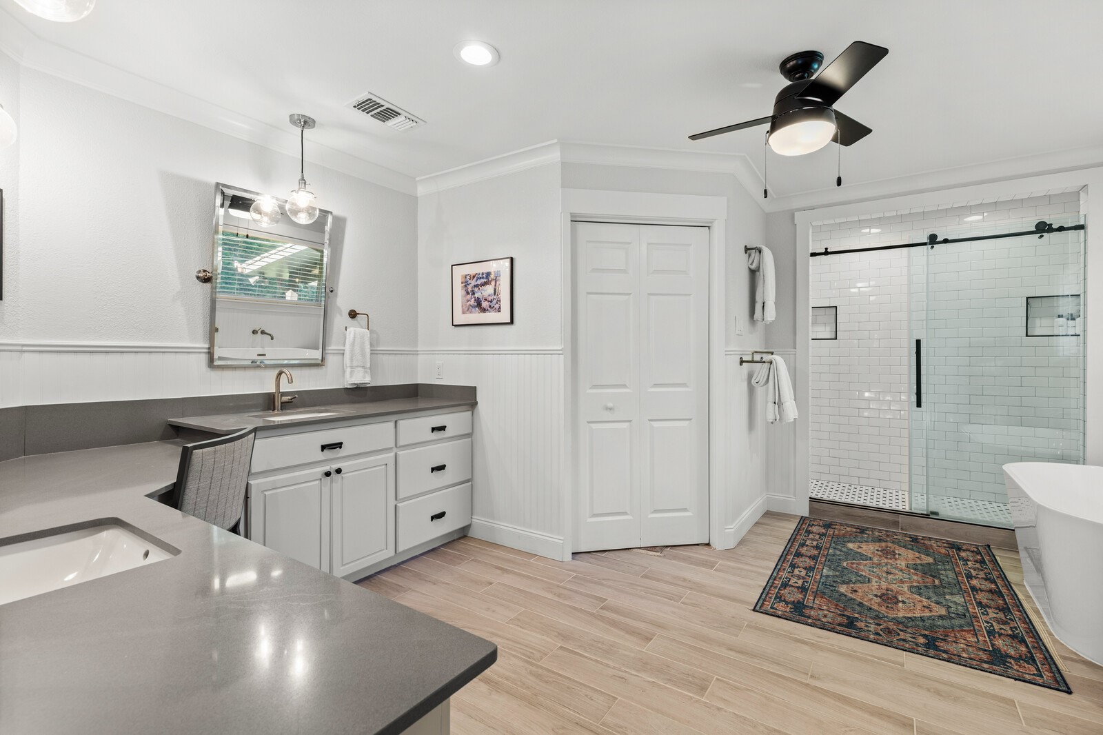 9337 Hill Lane
