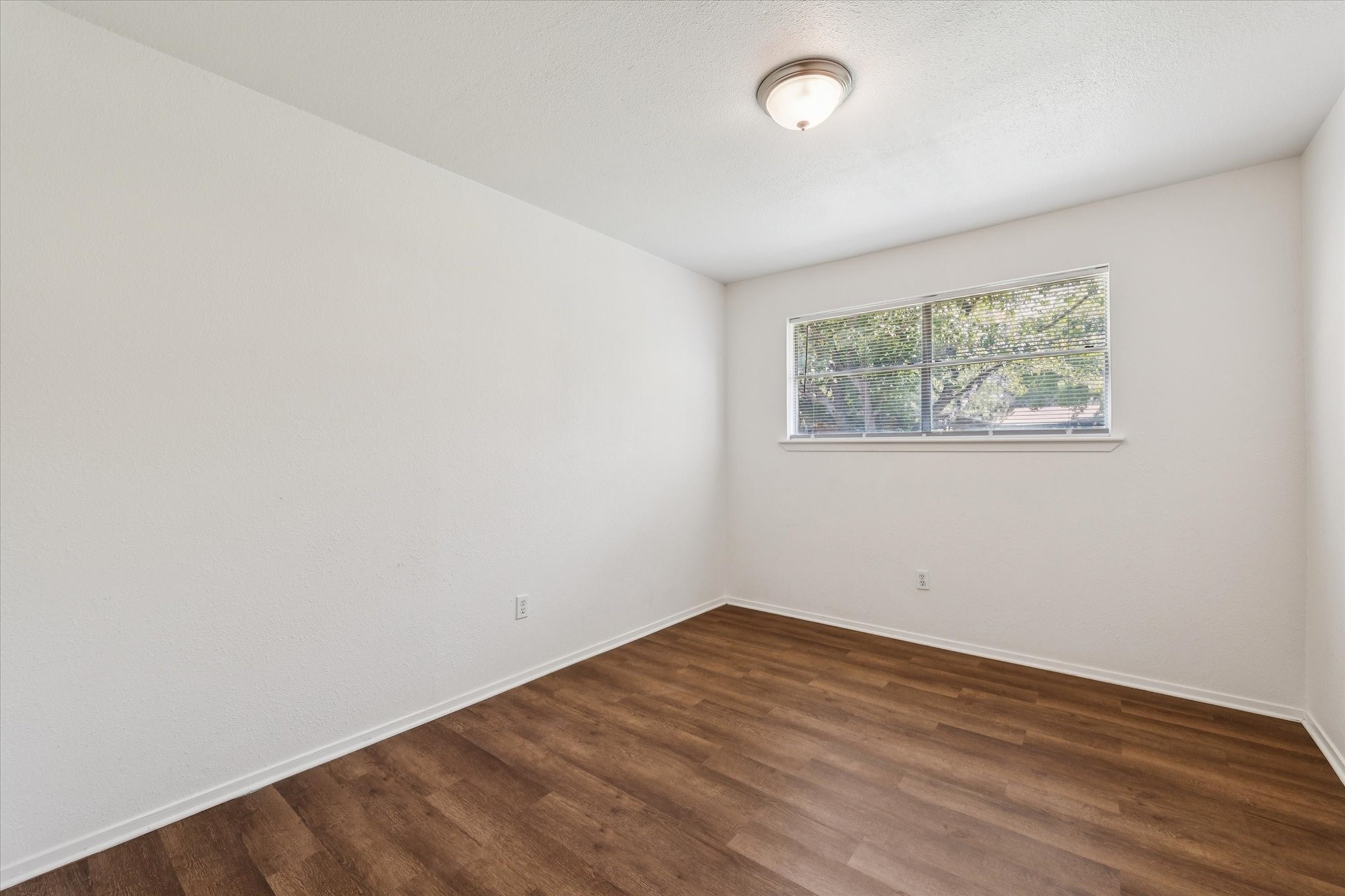 208 Alamosa Drive