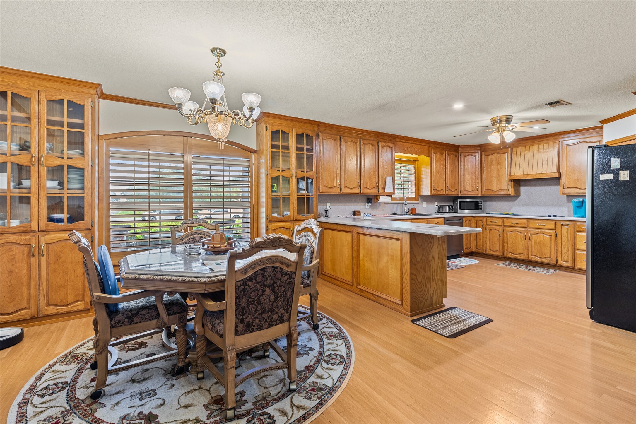 1419 Hinchliffe Road