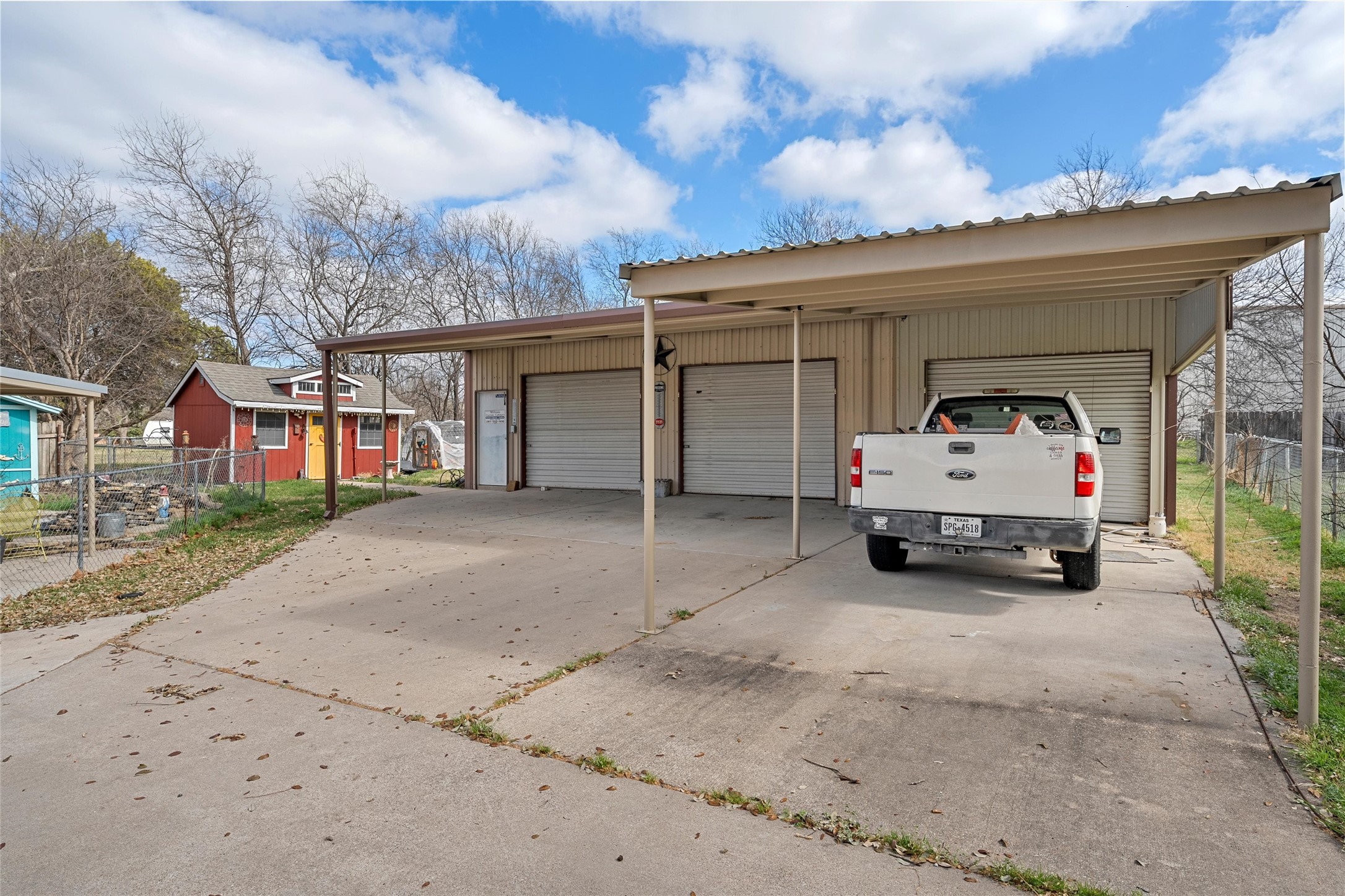 1038 S Old Robinson Road