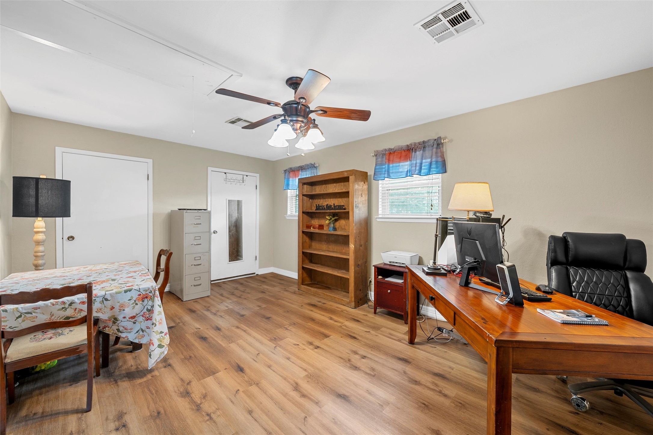 1038 S Old Robinson Road