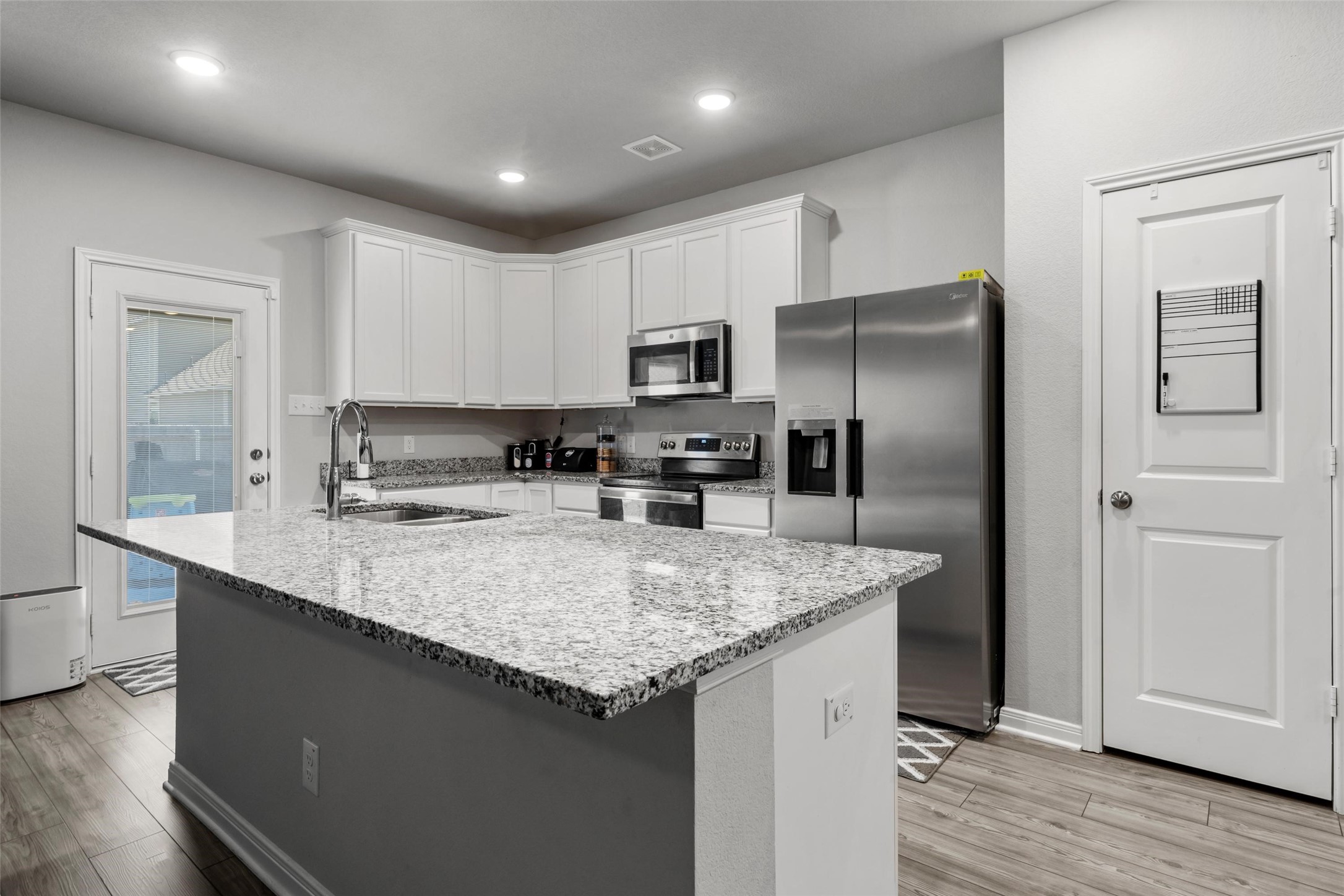 3525 Beutel Road
