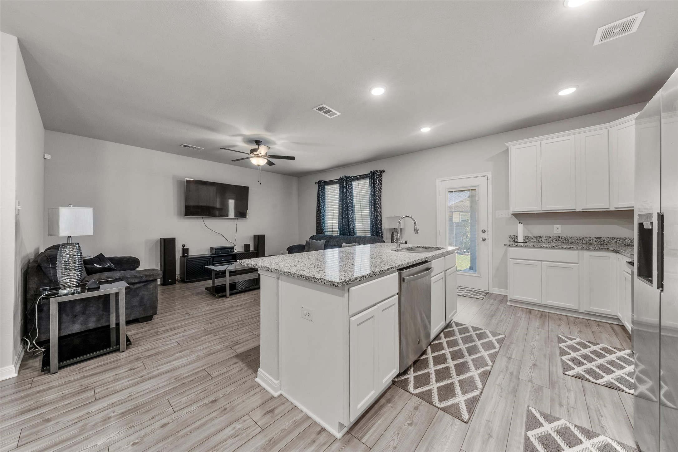 3525 Beutel Road