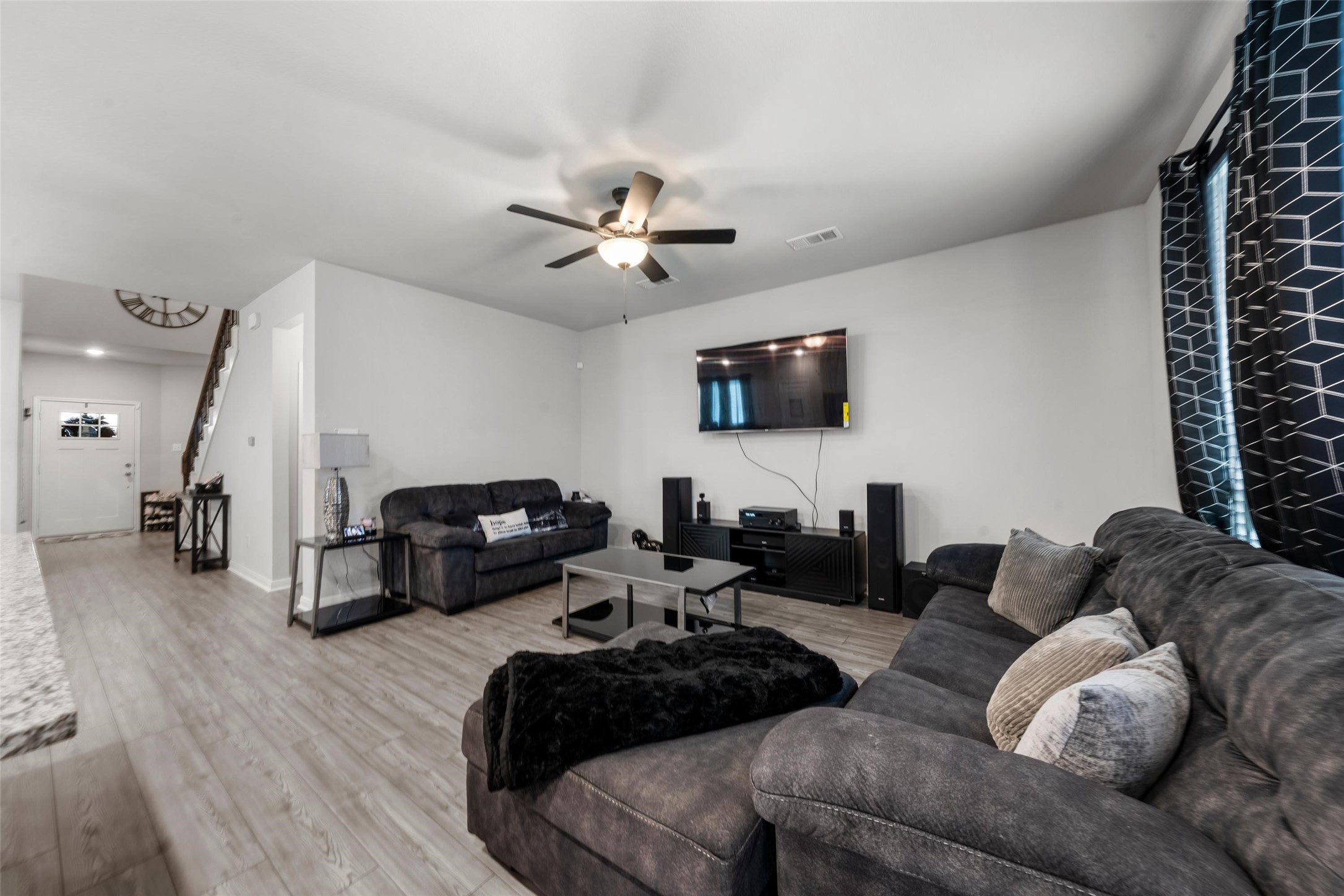 3525 Beutel Road