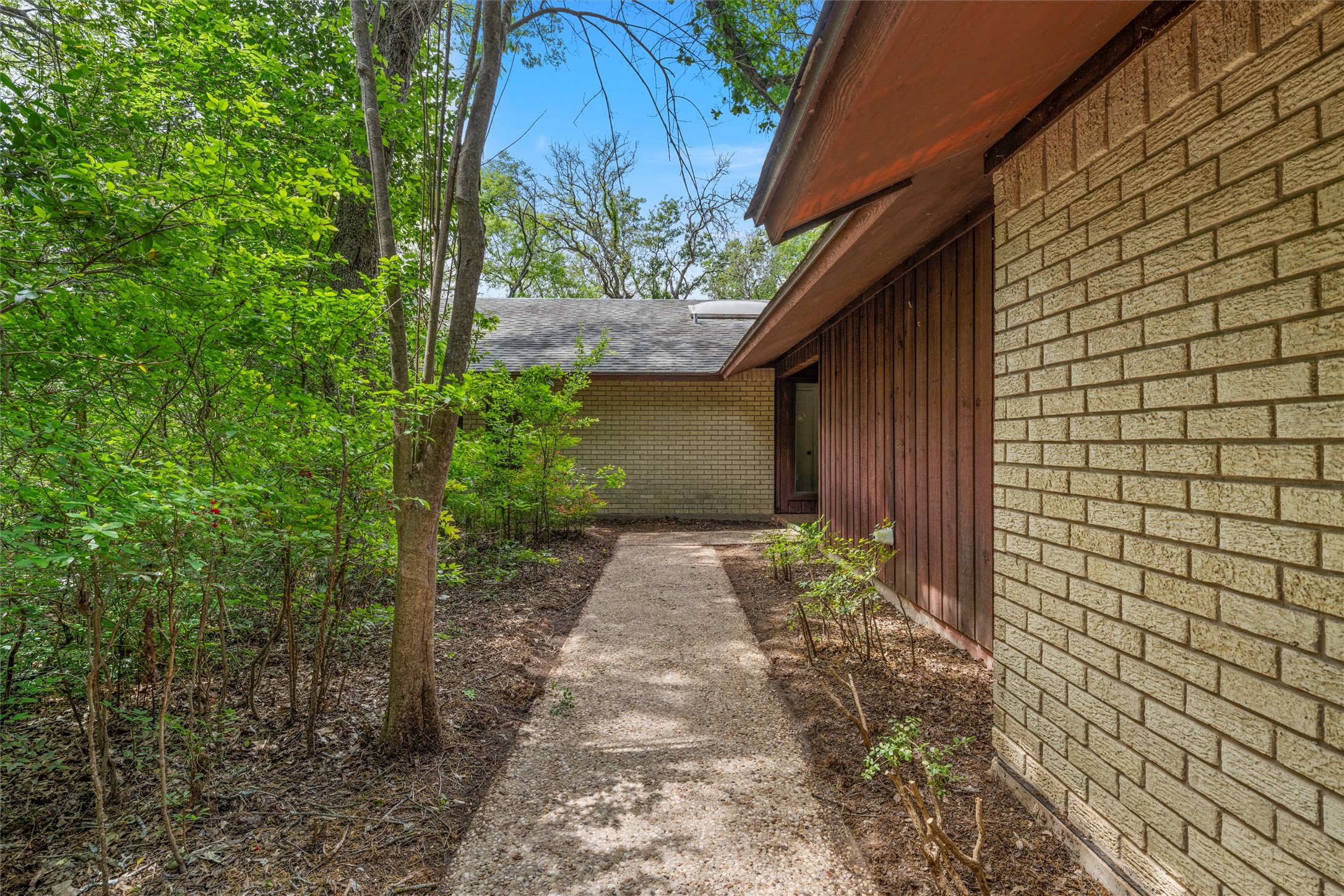 7821 Tallahassee Road