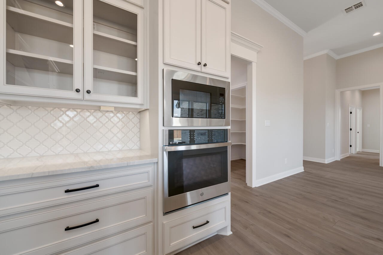 1601 Fabian Drive