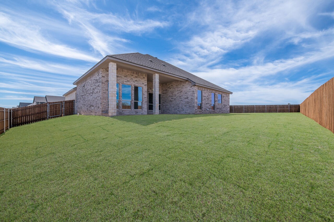 1601 Fabian Drive
