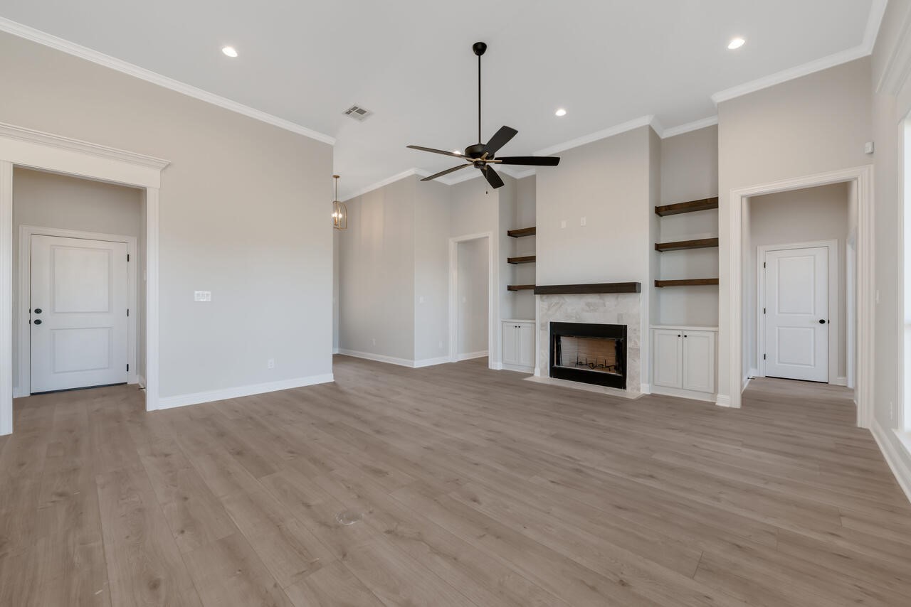 1601 Fabian Drive