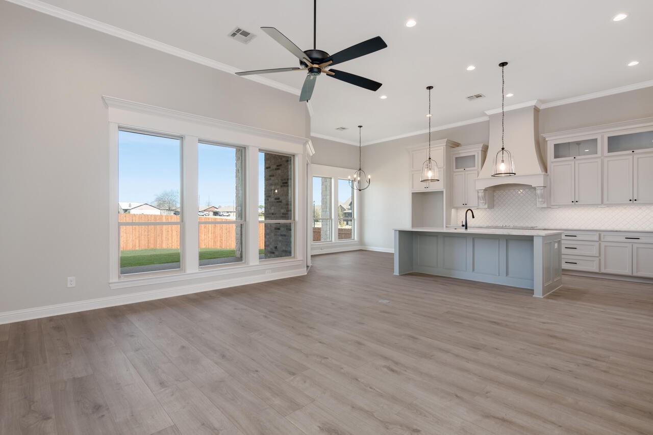 1601 Fabian Drive
