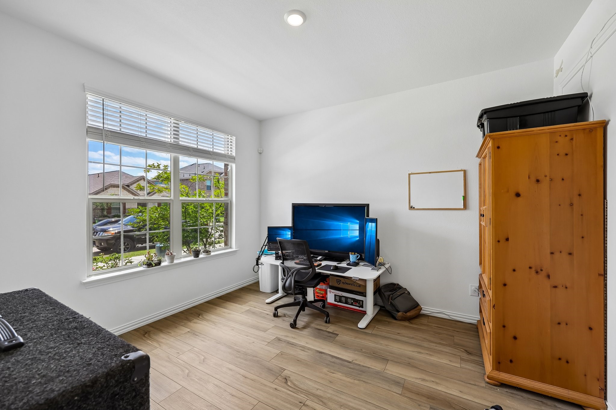 3147 Blossom Trail