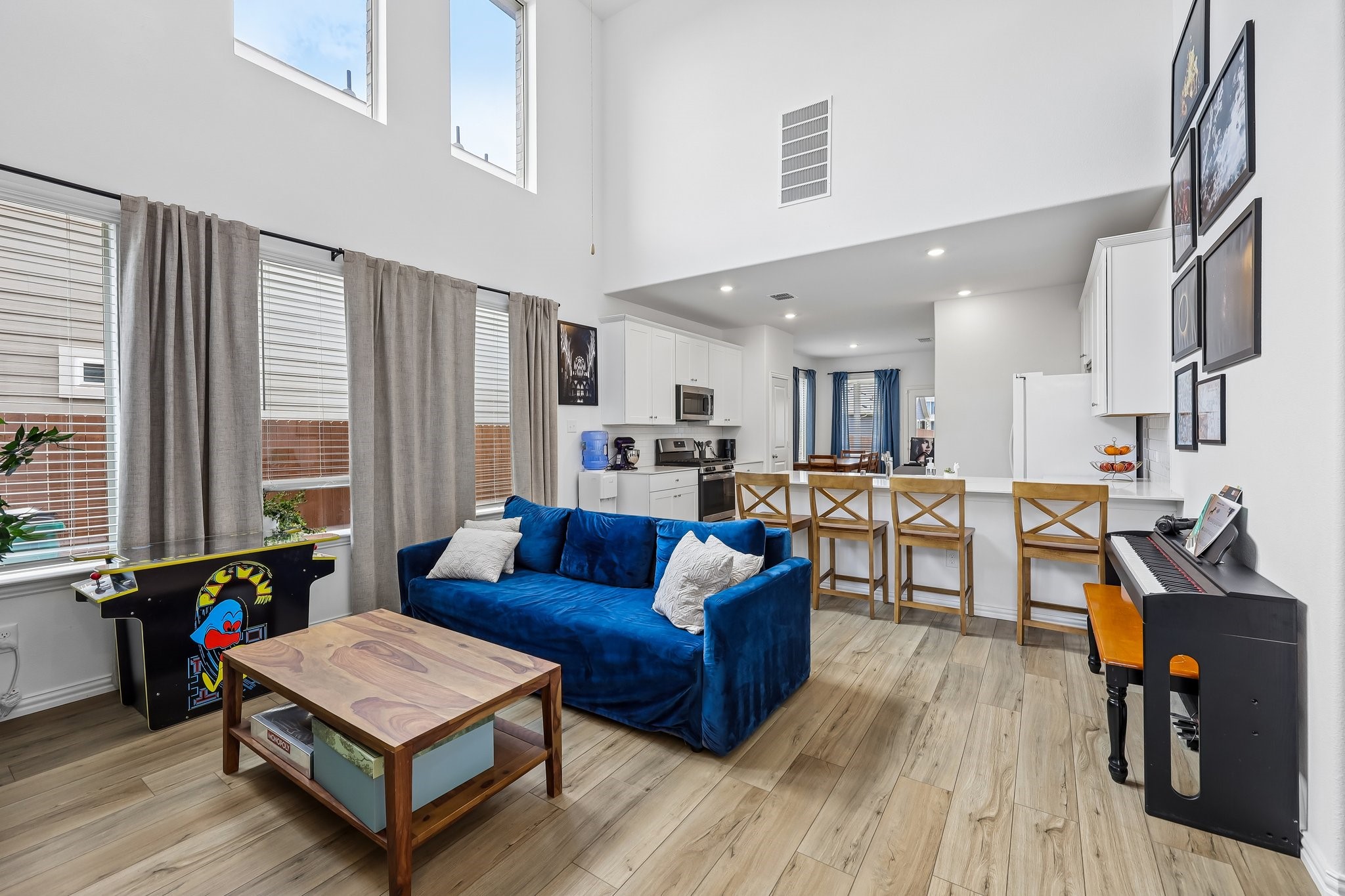 3147 Blossom Trail