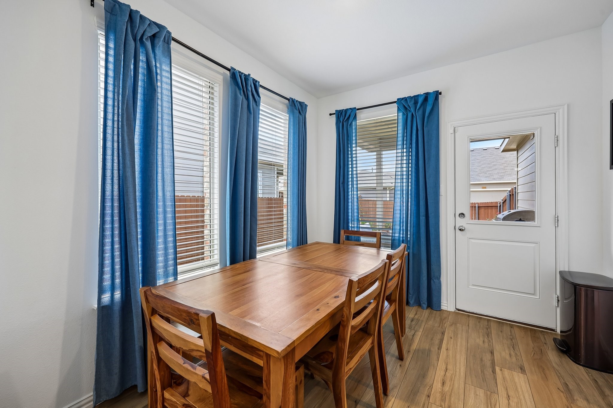 3147 Blossom Trail