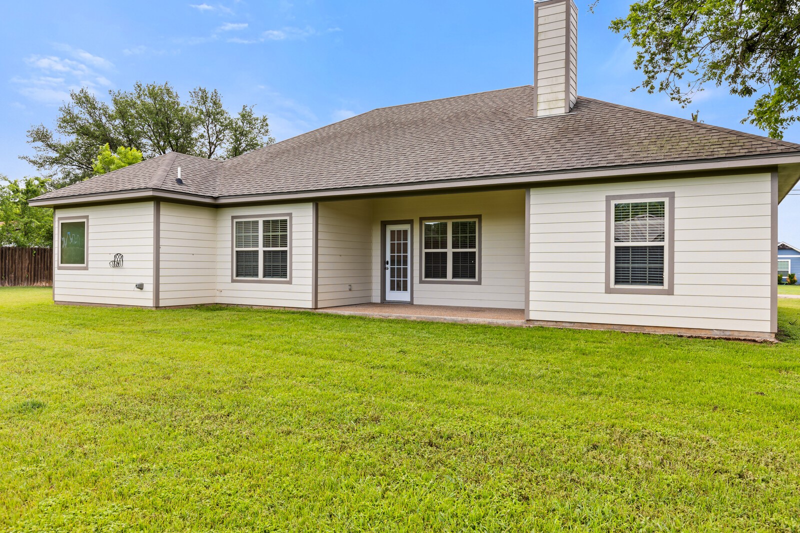263 E Cougar Lane