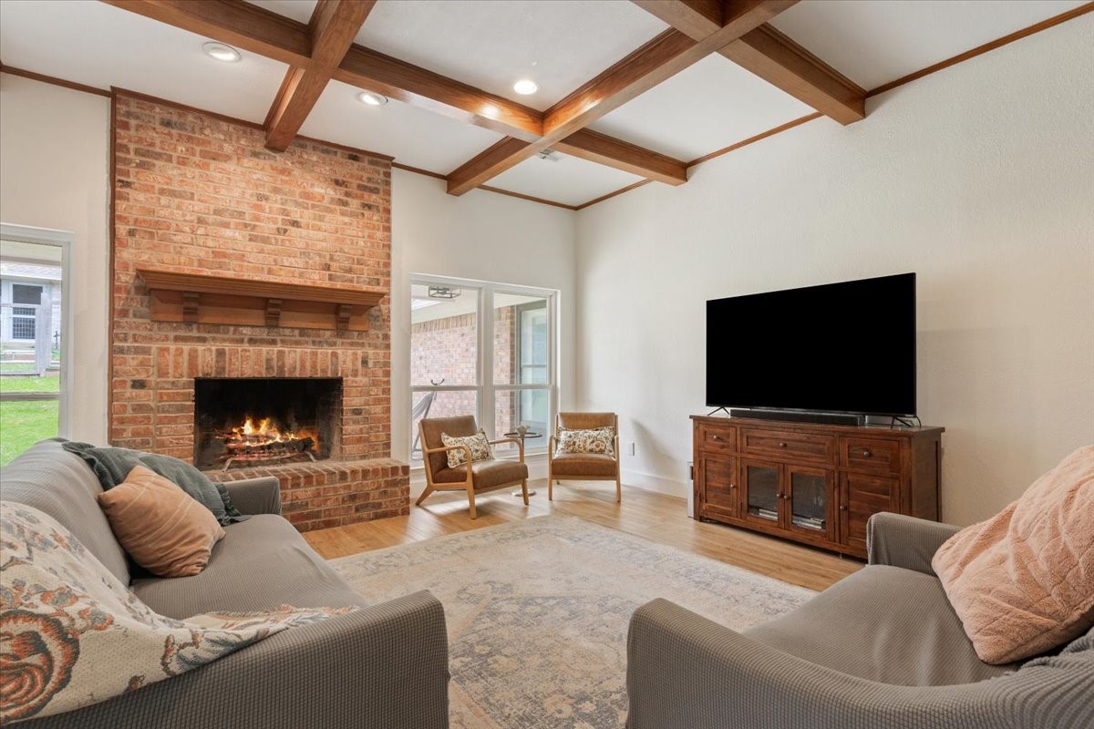 10025 Forest View Drive