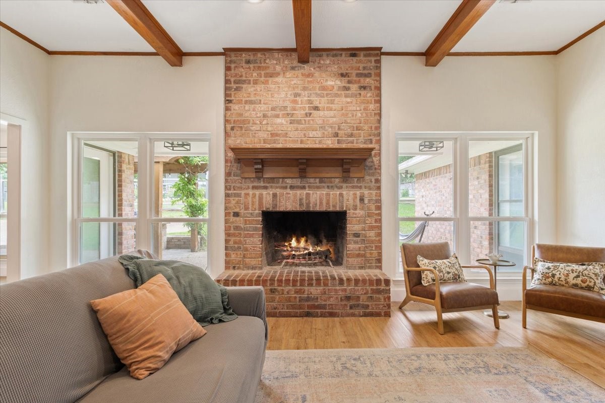 10025 Forest View Drive