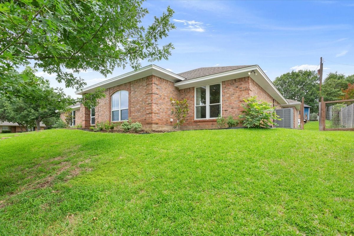 10025 Forest View Drive