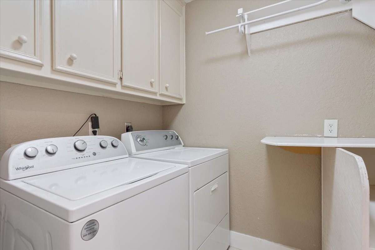 10025 Forest View Drive