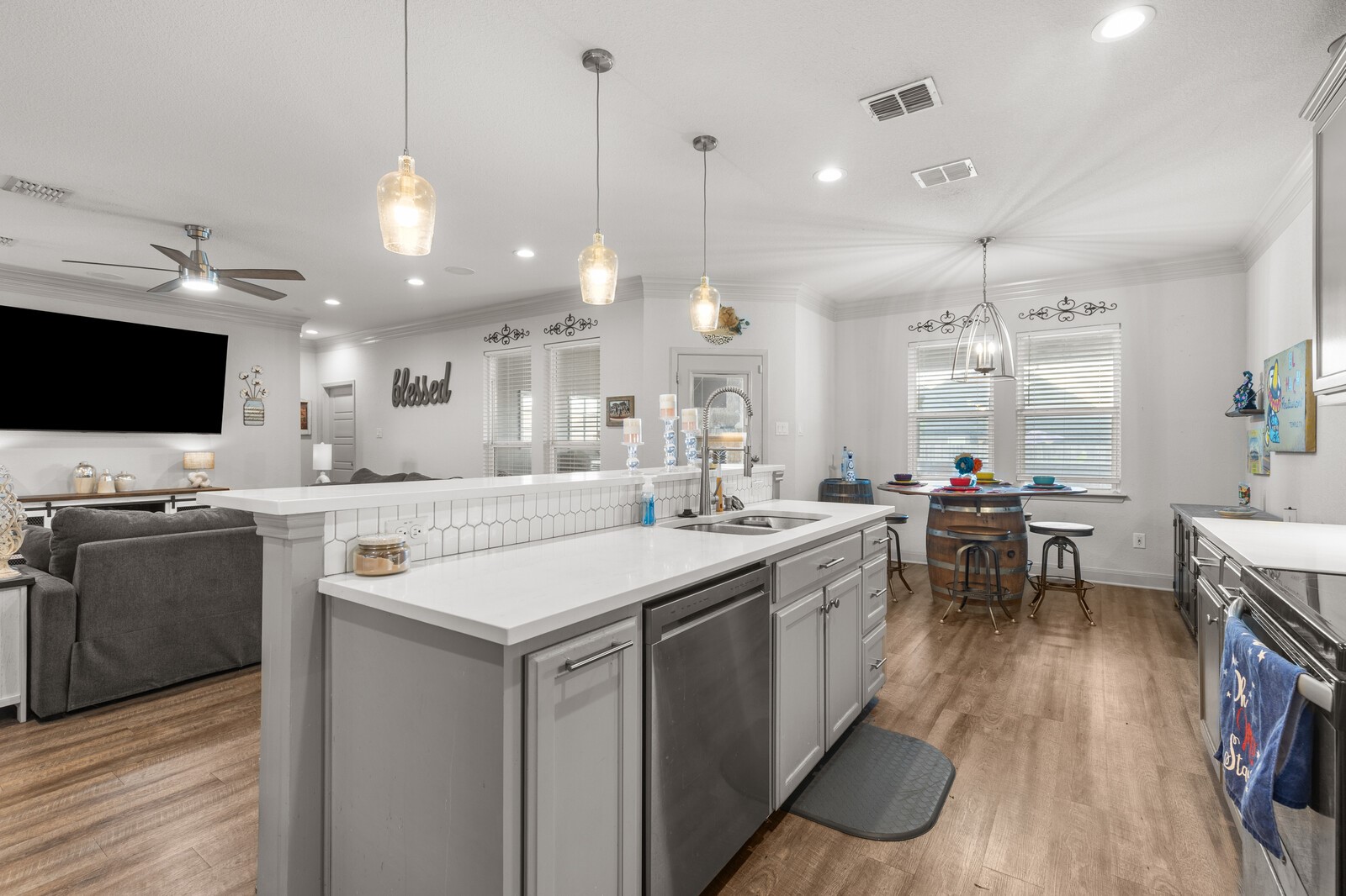 371 Violet Drive