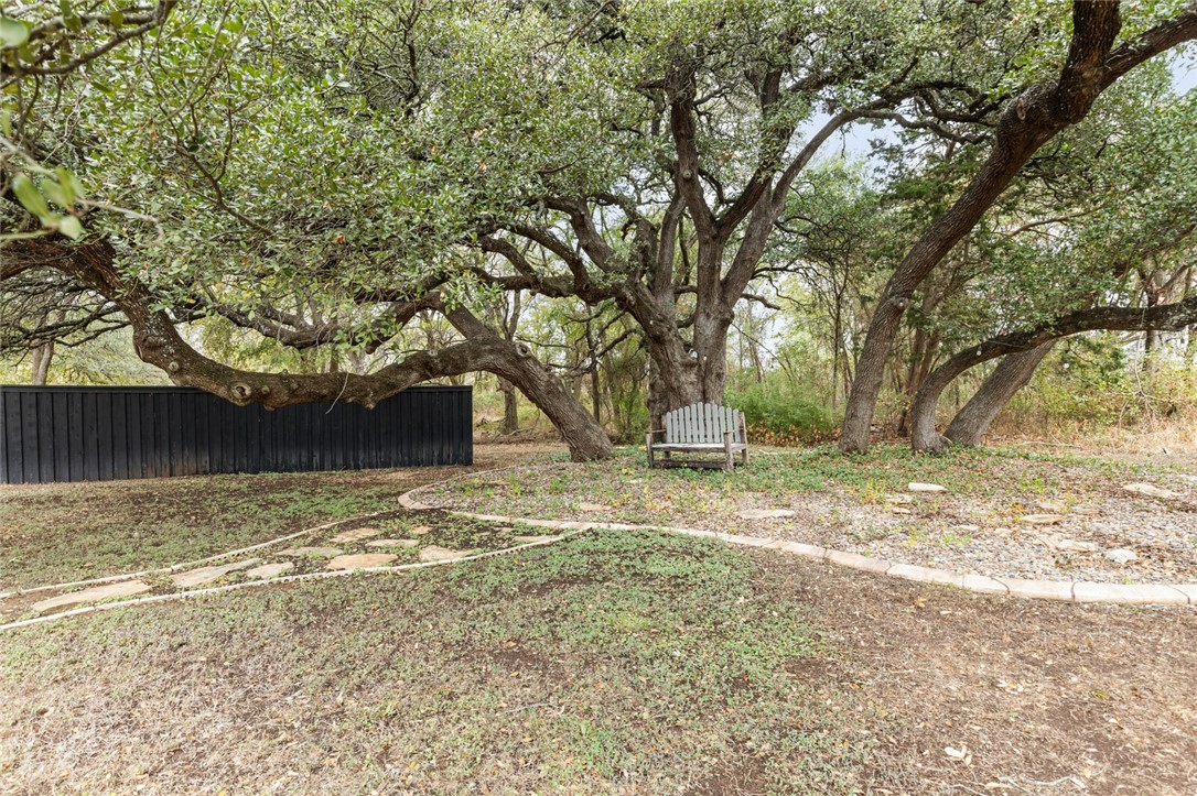 295 Settlers Creek Trail