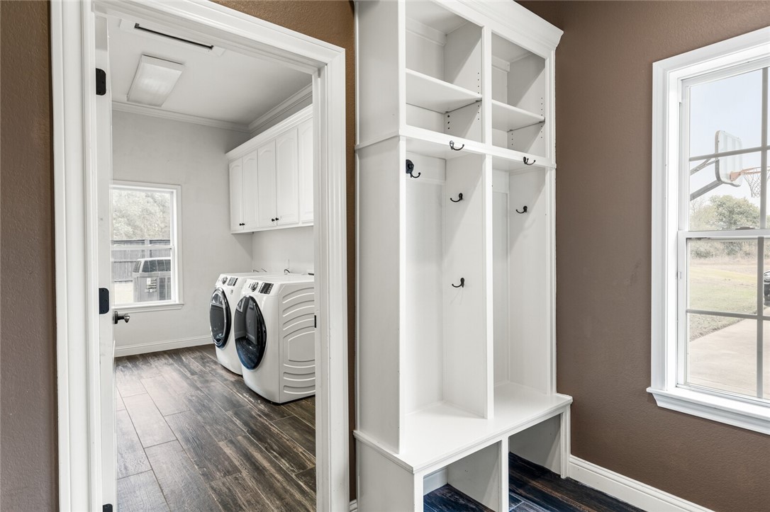 295 Settlers Creek Trail