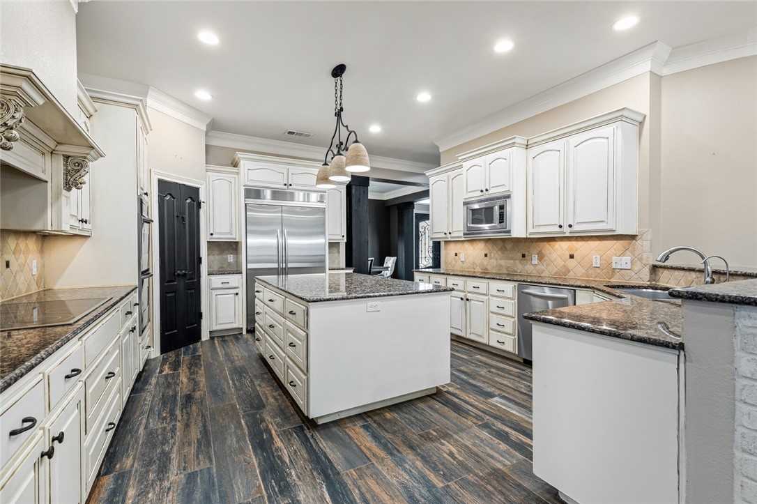 295 Settlers Creek Trail