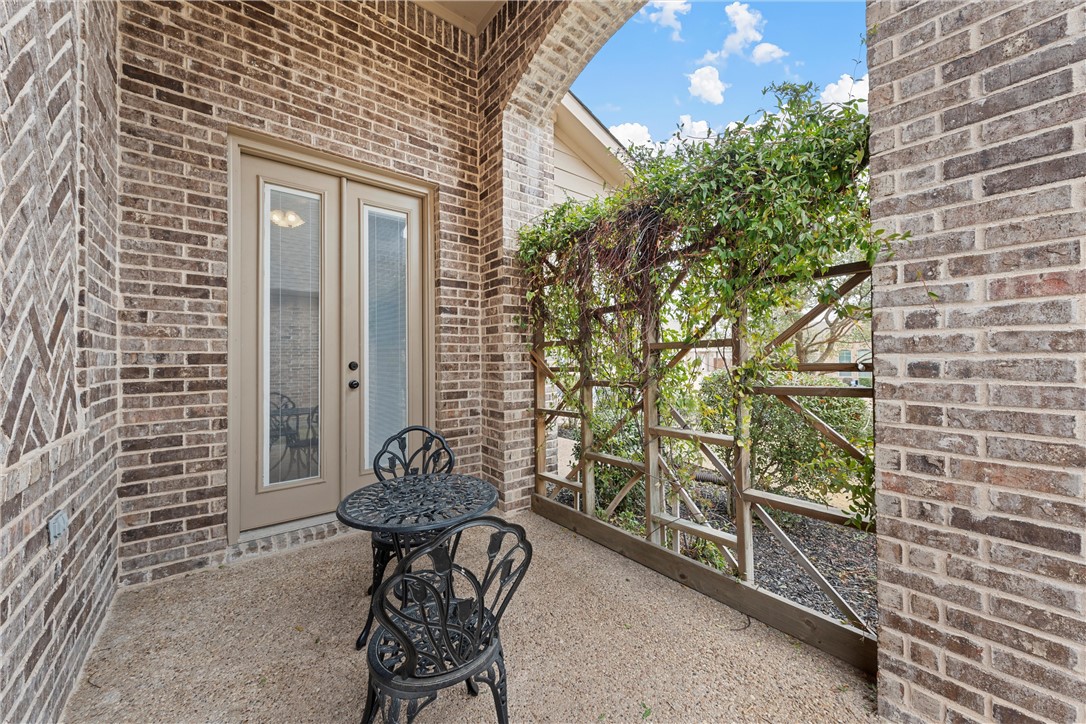 2313 Therese Drive