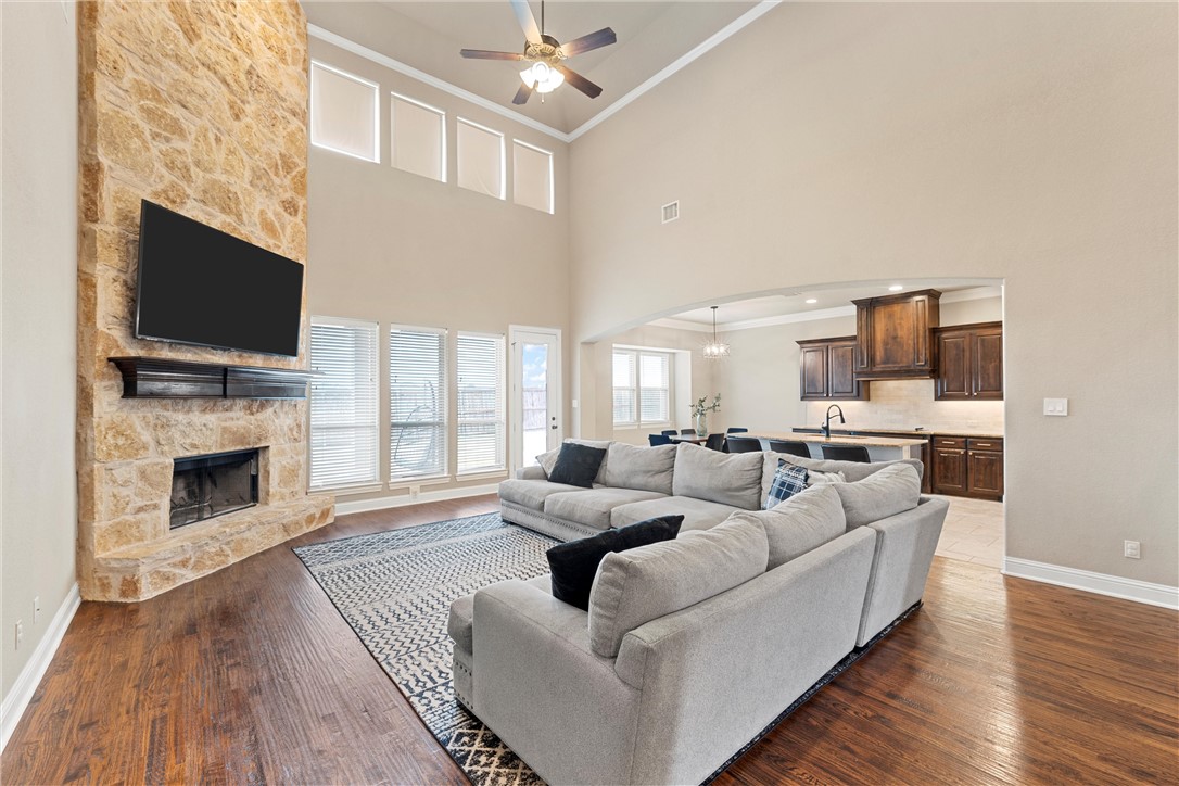 2313 Therese Drive