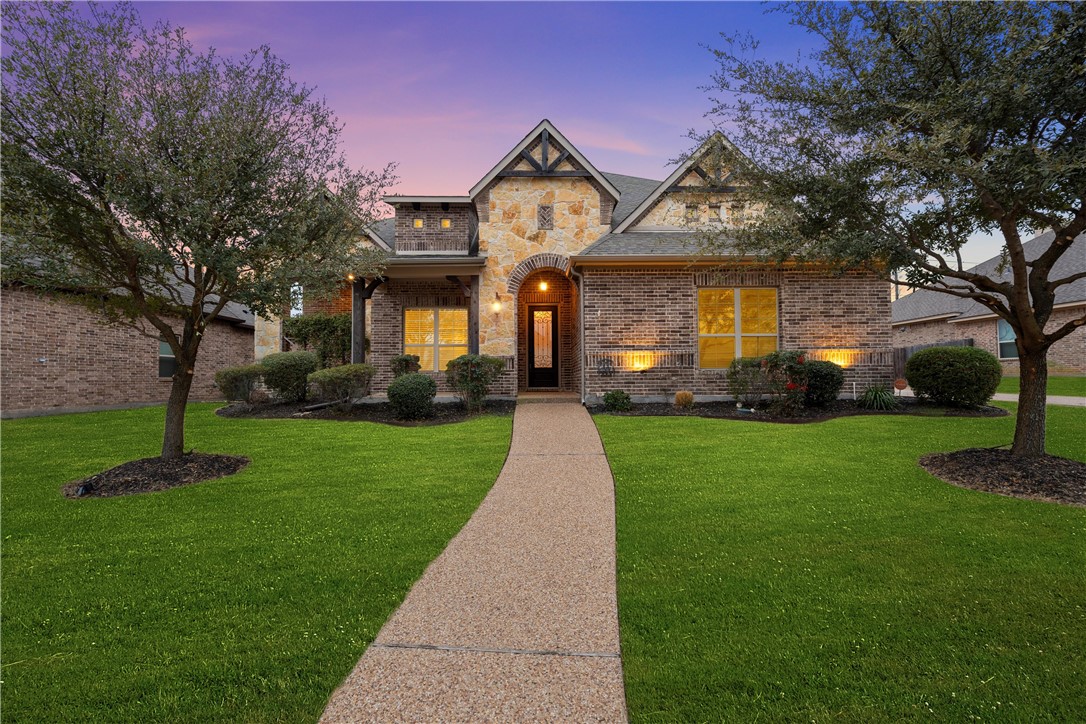 2313 Therese Drive