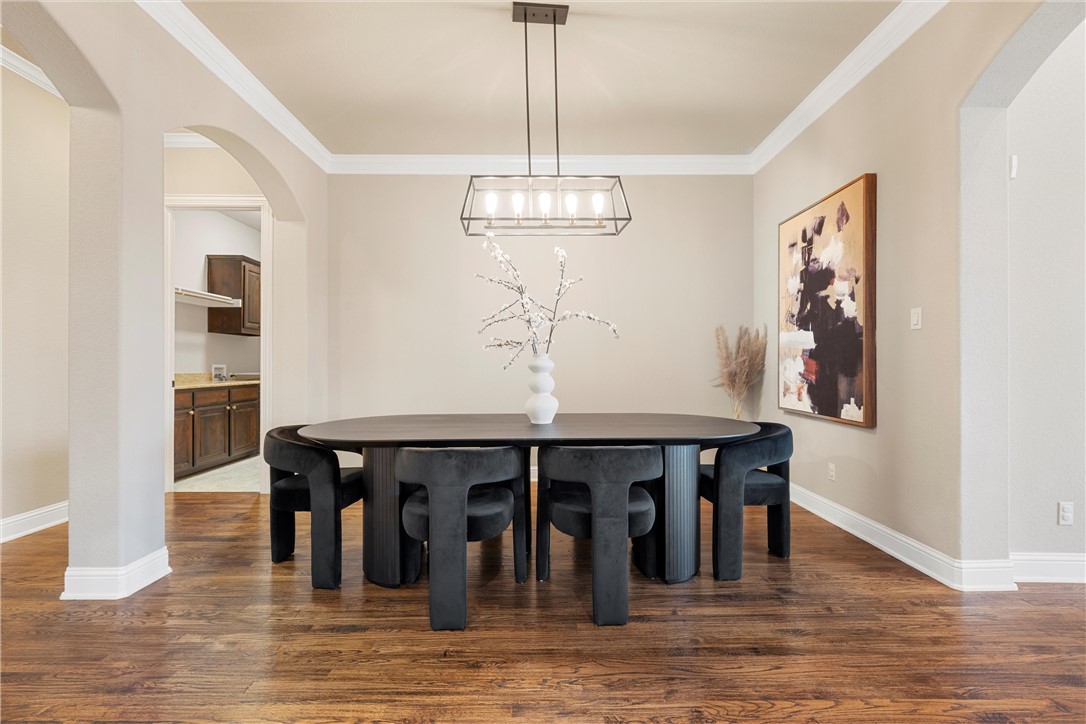 2313 Therese Drive