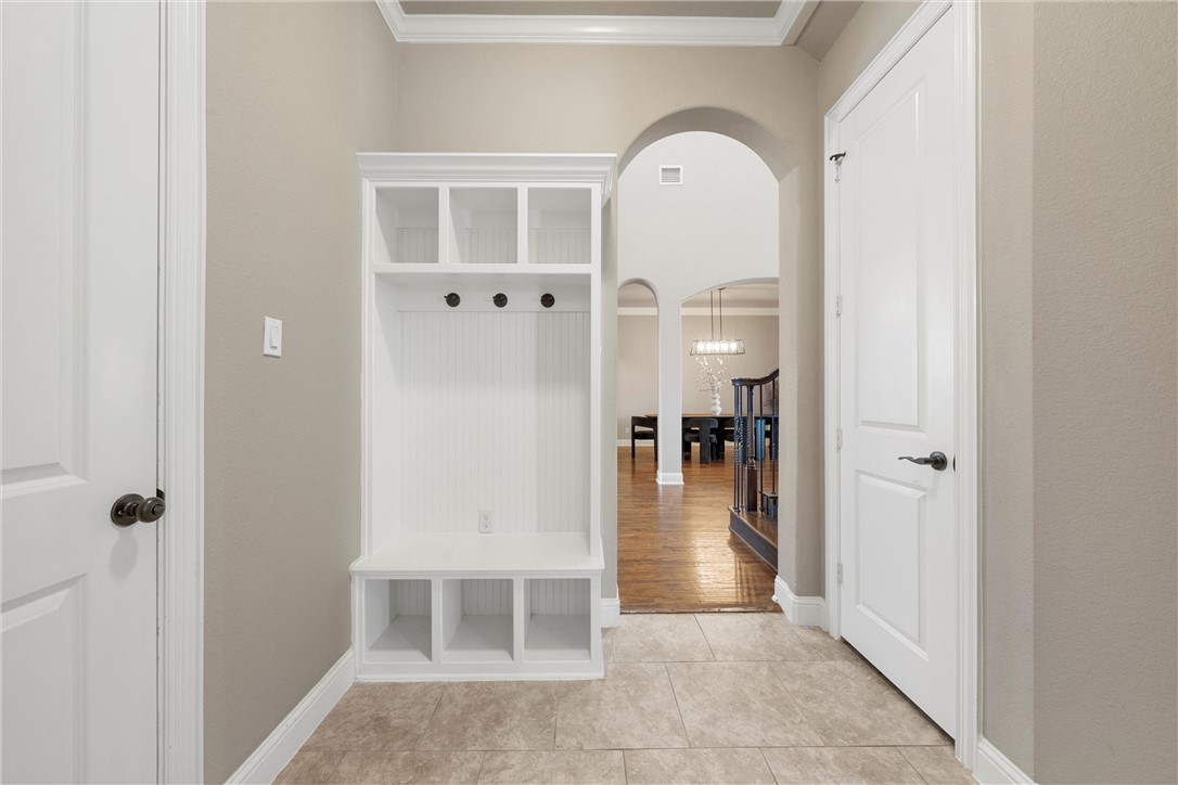 2313 Therese Drive