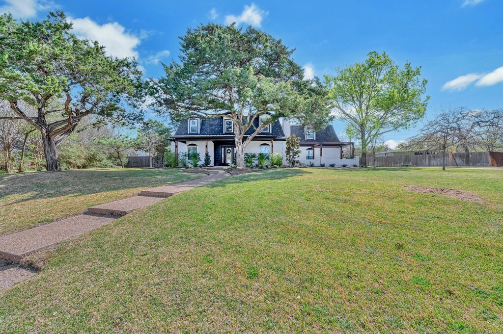 903 Arlington Drive