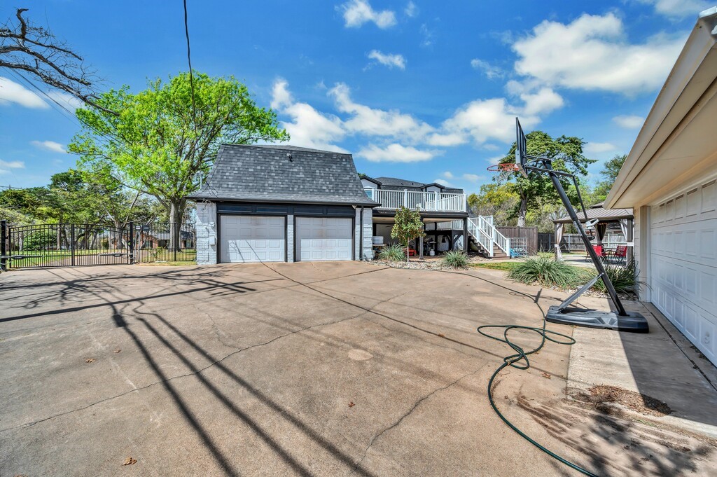 903 Arlington Drive