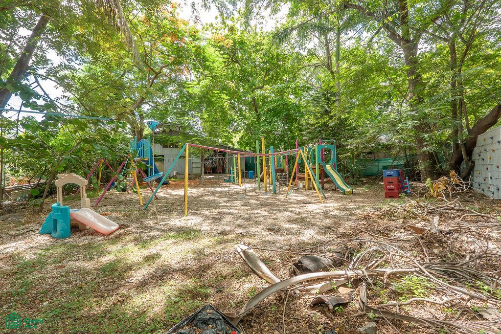 Restaurant Surf Shack Burgers & Wings