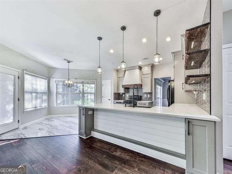 1711 Hidden Springs Trace SE