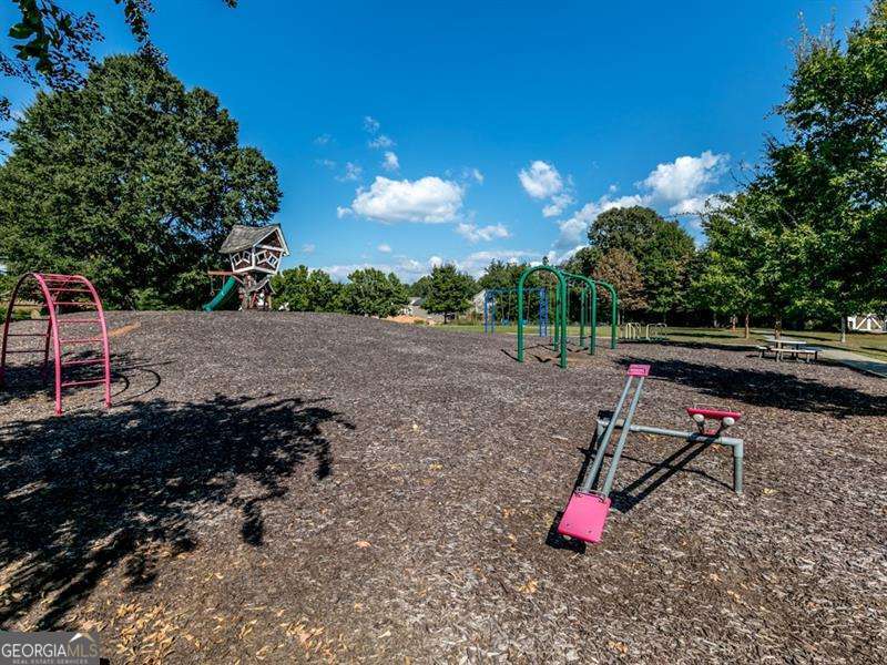 378 Carmichael Circle