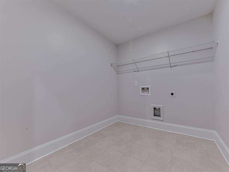 378 Carmichael Circle