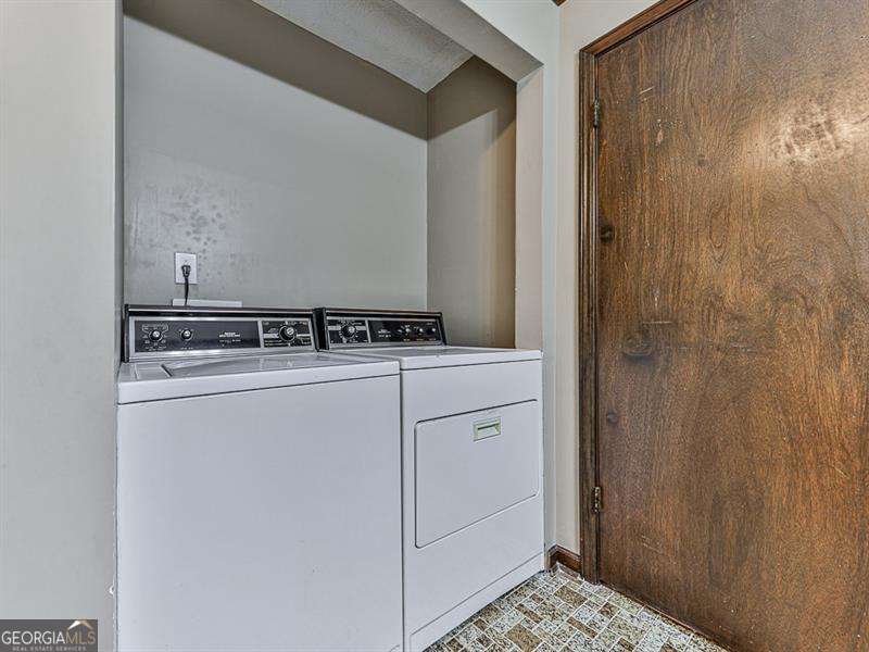 4445 Moon Station Lane NW