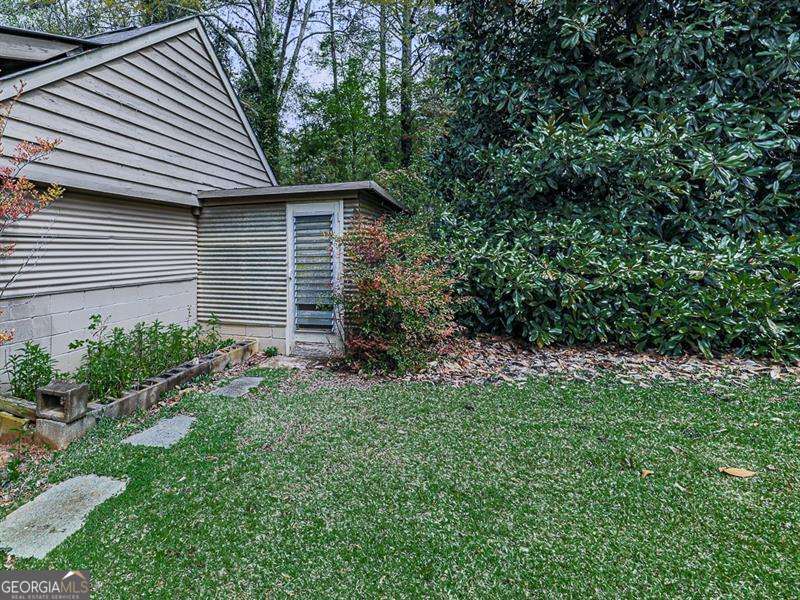 4445 Moon Station Lane NW